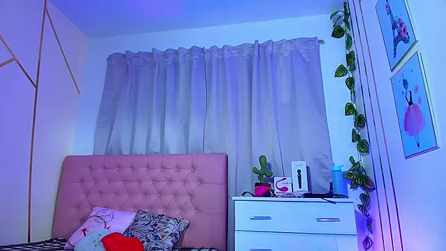Snapshot of Lulu_swarts chatting on April 20, 2:14 am Lulu swarts online show from April 20, 2:14 am