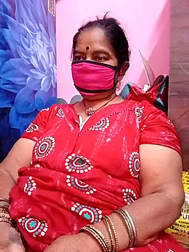 Snapshot of savithasree chatting on April 21, 10:32 am savithasree online show from April 21, 10:32 am