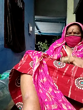 Snapshot of savithasree chatting on April 21, 10:34 pm savithasree online show from April 21, 10:34 pm