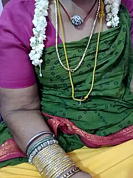 Snapshot of savithasree chatting on May 2, 4:56 pm savithasree online show from May 2, 4:56 pm