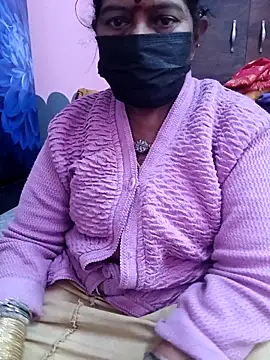 Snapshot of savithasree chatting on May 12, 7:05 am savithasree online show from May 12, 7:05 am