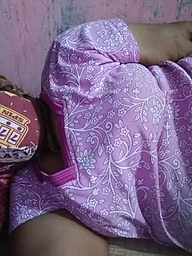 Snapshot of savithasree chatting on June 2, 5:04 pm savithasree online show from June 2, 5:04 pm