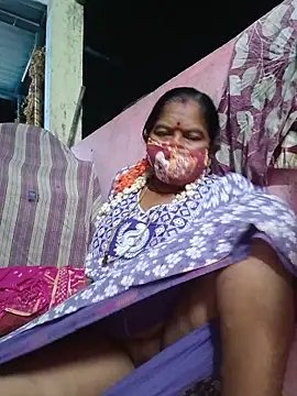 Snapshot of savithasree chatting on June 4, 8:37 pm savithasree online show from June 4, 8:37 pm