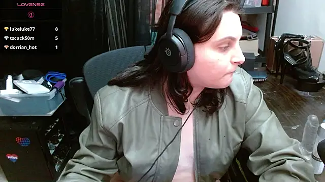 Snapshot of Salacious_Sage chatting on February 28, 2:56 am Salacious Sage online show from February 28, 2:56 am