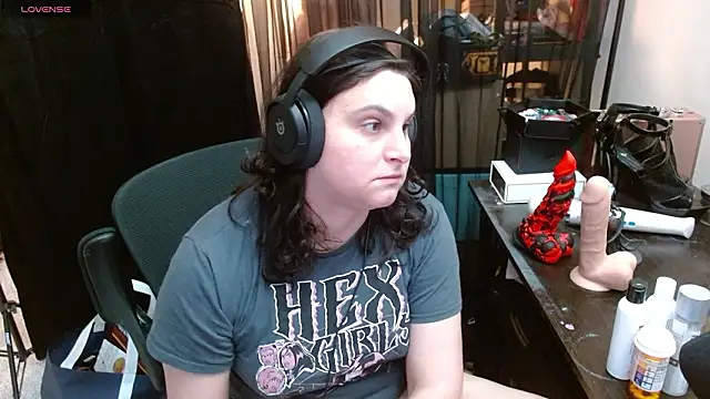 Snapshot of Salacious_Sage chatting on March 2, 2:13 pm Salacious Sage online show from March 2, 2:13 pm