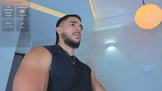 Scottfishcer1 online show from March 26, 7:19 pm