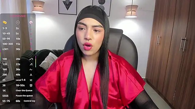 emma connor1 online show from November 22, 12:15 pm