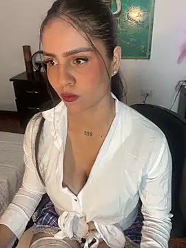 Snapshot of alisaa_jhons1 chatting on January 31, 11:36 pm alisaa jhons1 online show from January 31, 11:36 pm