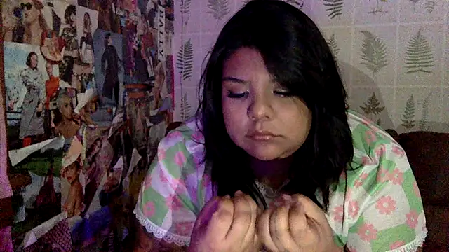 annoyedputa online show from November 19, 4:56 am