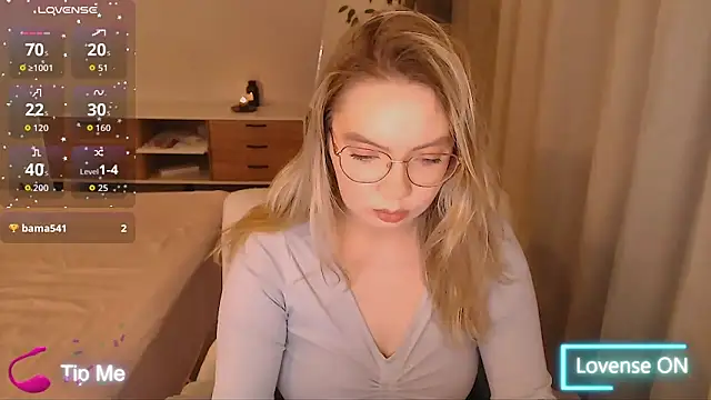 PolinaXXXXJones online show from February 17, 7:53 pm