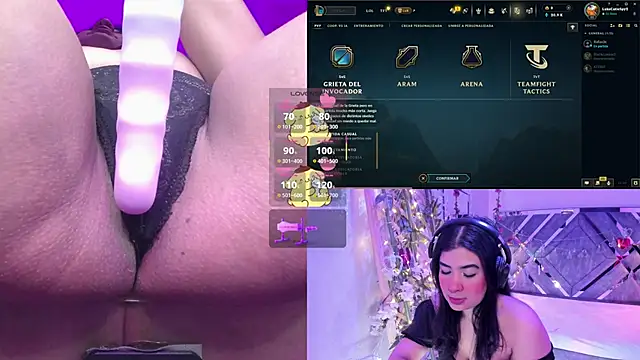 Snapshot of DaphneContry chatting on May 7, 4:18 am DaphneContry online show from May 7, 4:18 am