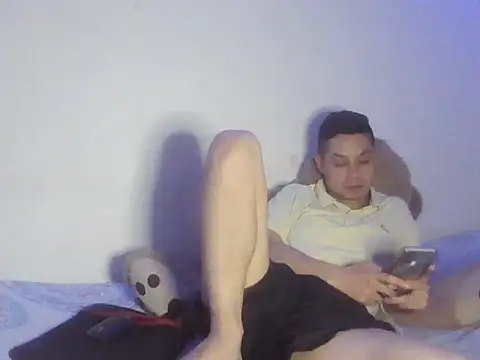 Snapshot of Elgladeador chatting on November 11, 5:13 pm Elgladeador online show from November 11, 5:13 pm