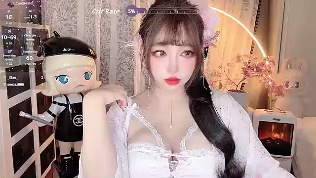 Snapshot of agmer0500 chatting on February 9, 9:24 am agmer0500 online show from February 9, 9:24 am