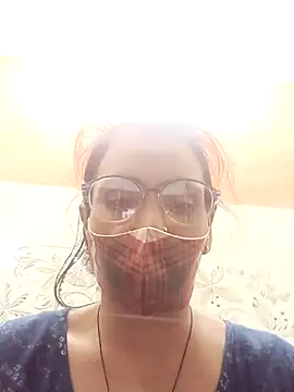 Snapshot of sanjana077 chatting on November 6, 12:06 pm sanjana077 online show from November 6, 12:06 pm