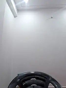 sanjana077 online show from April 13, 6:08 am