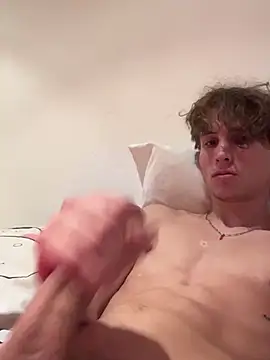 TeenNPlay online show from February 11, 5:56 am