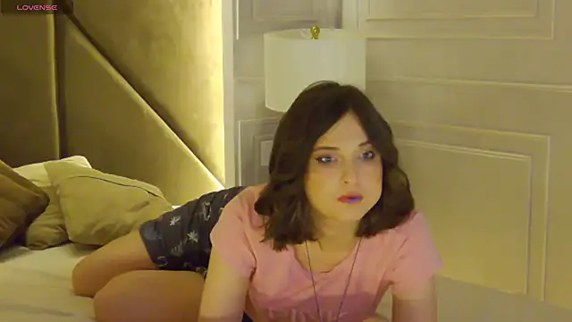 Snapshot of Ruby_de_Cherry chatting on November 11, 6:35 am Ruby de Cherry online show from November 11, 6:35 am