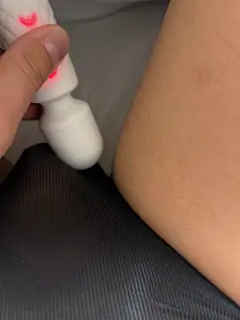 Snapshot of DX-tarotaron chatting on February 3, 1:49 pm DX-tarotaron online show from February 3, 1:49 pm