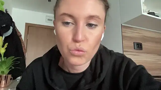 Ameli8 online show from December 22, 12:24 pm