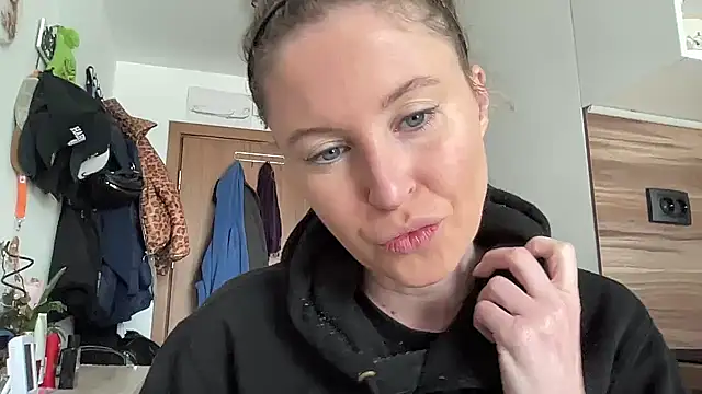 Ameli8 online show from February 20, 9:32 am