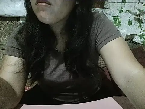 Snapshot of fluffy_raa chatting on July 9, 1:15 pm fluffy raa online show from July 9, 1:15 pm