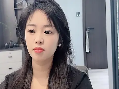 Snapshot of Lucky--Lucy chatting on November 16, 3:23 am Lucky--Lucy online show from November 16, 3:23 am