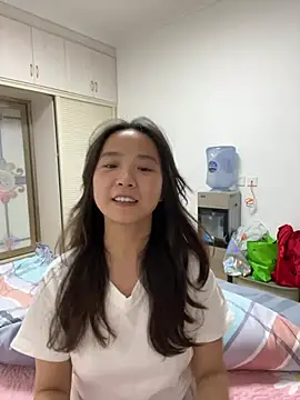 Hmm 0303 online show from February 14, 2:58 pm