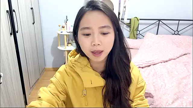 Hmm 0303 online show from March 17, 4:32 pm