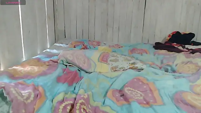 Snapshot of thebesthot chatting on July 5, 4:25 pm thebesthot online show from July 5, 4:25 pm