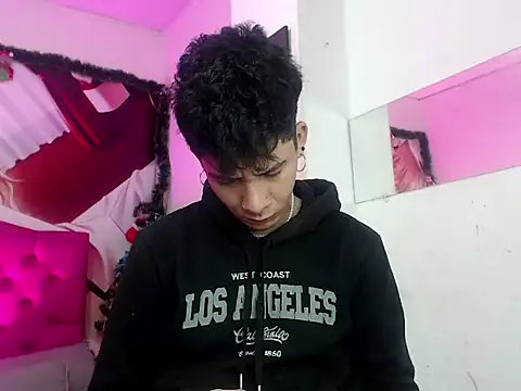 Lovers Spicy online show from December 18, 12:11 pm