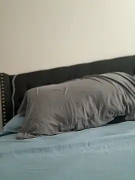 Snapshot of mixedswanger chatting on November 5, 5:24 pm mixedswanger online show from November 5, 5:24 pm