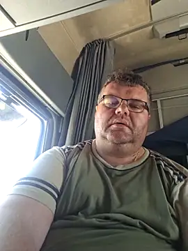 Snapshot of Grase44 chatting on June 8, 10:59 am Grase44 online show from June 8, 10:59 am