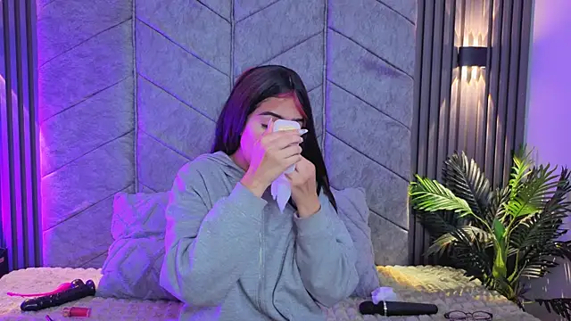  ViolletteNoir  online show from November 30, 9:02 am