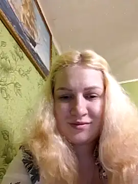 Snapshot of Steshaa chatting on November 7, 5:13 pm Steshaa online show from November 7, 5:13 pm