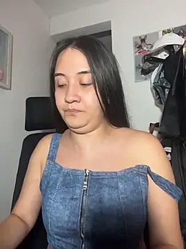 Snapshot of Melody_Spencer26 chatting on April 7, 7:36 pm Melody Spencer26 online show from April 7, 7:36 pm