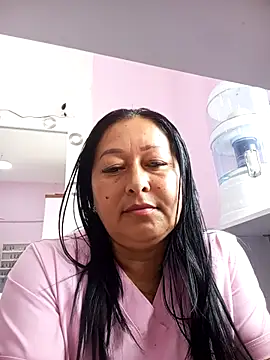 Snapshot of keilaJhonsom1 chatting on November 6, 3:35 pm keilaJhonsom1 online show from November 6, 3:35 pm