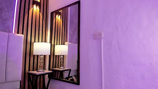 Carlotta de velour online show from February 24, 3:04 am