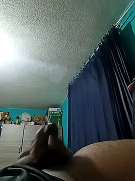 Snapshot of Loquillopajero chatting on February 18, 12:45 pm Loquillopajero online show from February 18, 12:45 pm