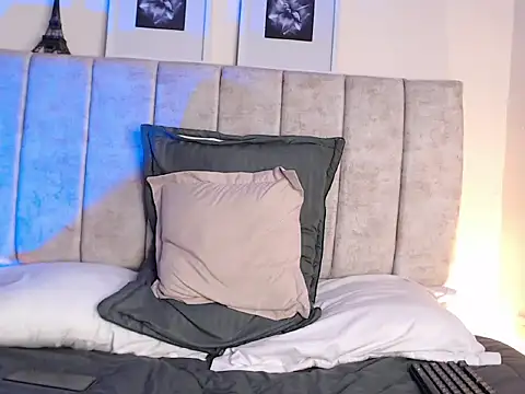 Snapshot of anicarter chatting on November 8, 7:23 pm anicarter online show from November 8, 7:23 pm