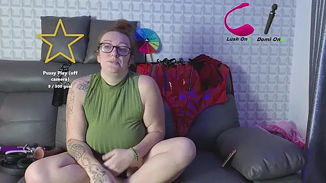 JadeStarUK online show from March 5, 12:06 am