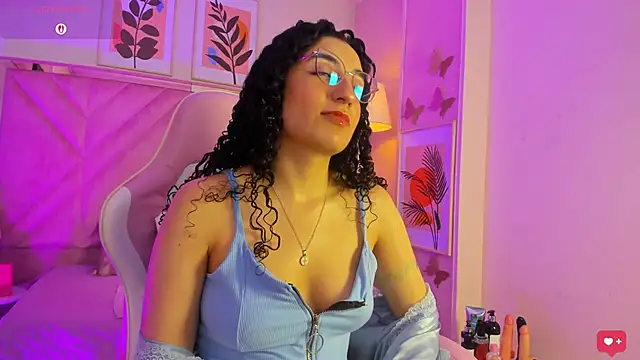 DemiJones  online show from December 23, 4:54 am