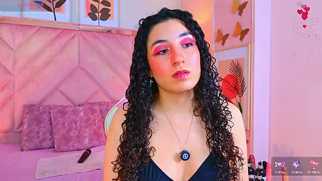 Snapshot of DemiJones_ chatting on May 16, 4:31 am DemiJones online show from May 16, 4:31 am