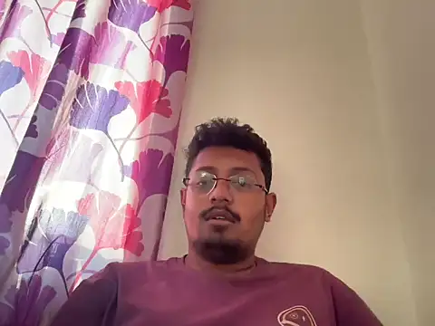 Snapshot of Your_yash2 chatting on April 2, 12:03 pm Your yash2 online show from April 2, 12:03 pm