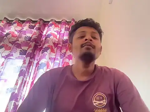 Snapshot of Your_yash2 chatting on April 26, 10:13 am Your yash2 online show from April 26, 10:13 am