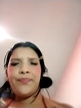 andrealara 123 online show from May 9, 4:39 am
