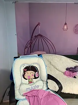 Snapshot of A-886886 chatting on March 14, 12:50 am A-886886 online show from March 14, 12:50 am