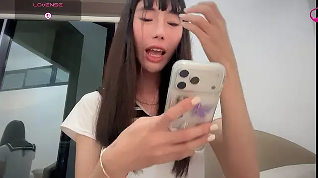 Snapshot of bajejek01 chatting on July 15, 1:11 am bajejek01 online show from July 15, 1:11 am