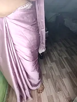Snapshot of indian_Teena_Bhabhi chatting on April 23, 7:52 am indian Teena Bhabhi online show from April 23, 7:52 am
