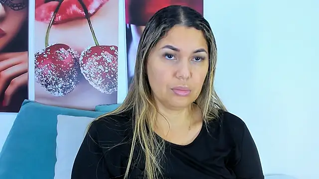 Andhrea Vale online show from January 13, 11:59 am