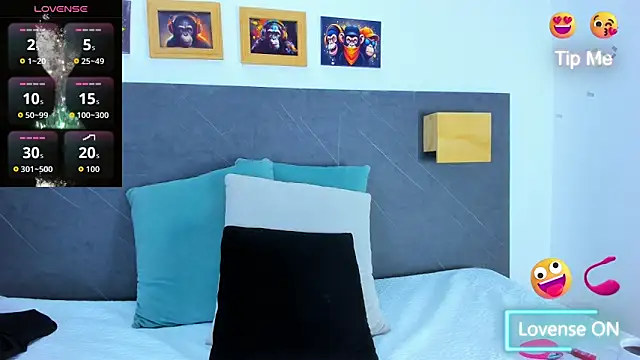 Andhrea Vale online show from February 9, 11:58 am